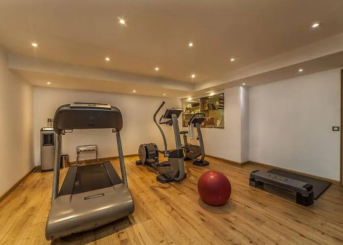 Montaigne & - Centre Отель