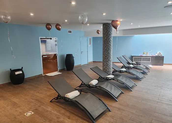 Montaigne & - Centre Отель