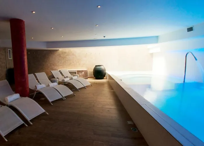 Montaigne&spa - Centre Hotel