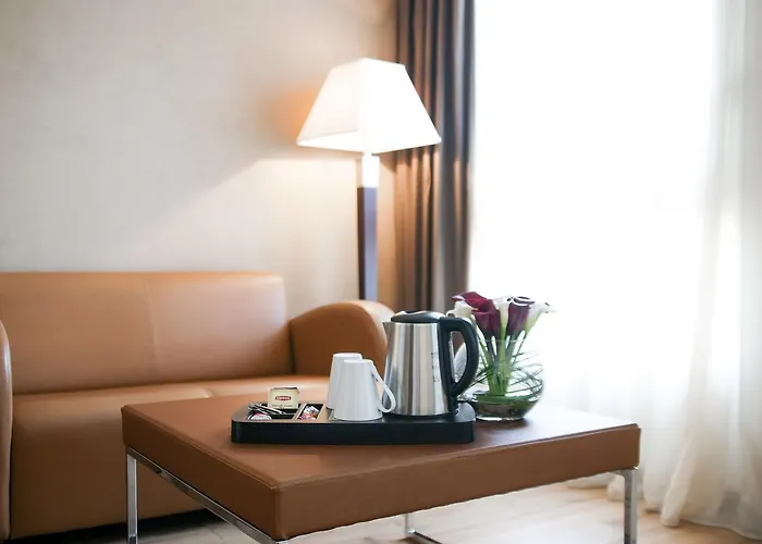 Montaigne & - Centre 4* Cannes