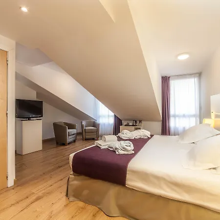 Montaigne & - Centre Cannes