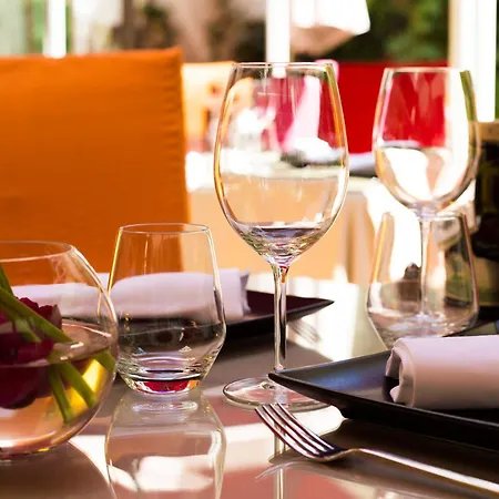 Montaigne & - Centre Cannes