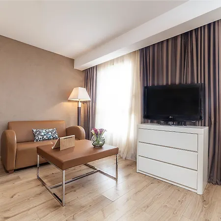 Montaigne & - Centre 4* Κάννες