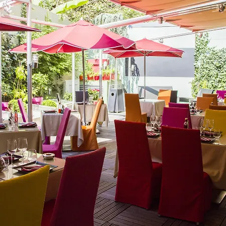 Montaigne & - Centre