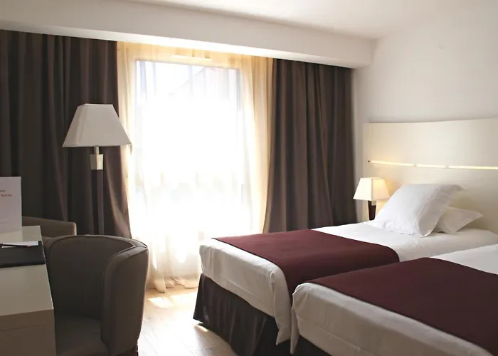 Montaigne & - Centre 칸느