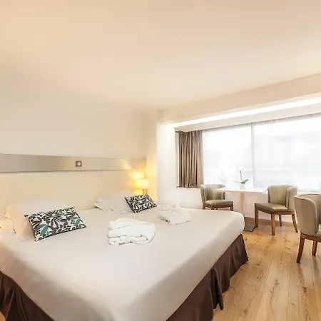 Montaigne & Hotel Cannes